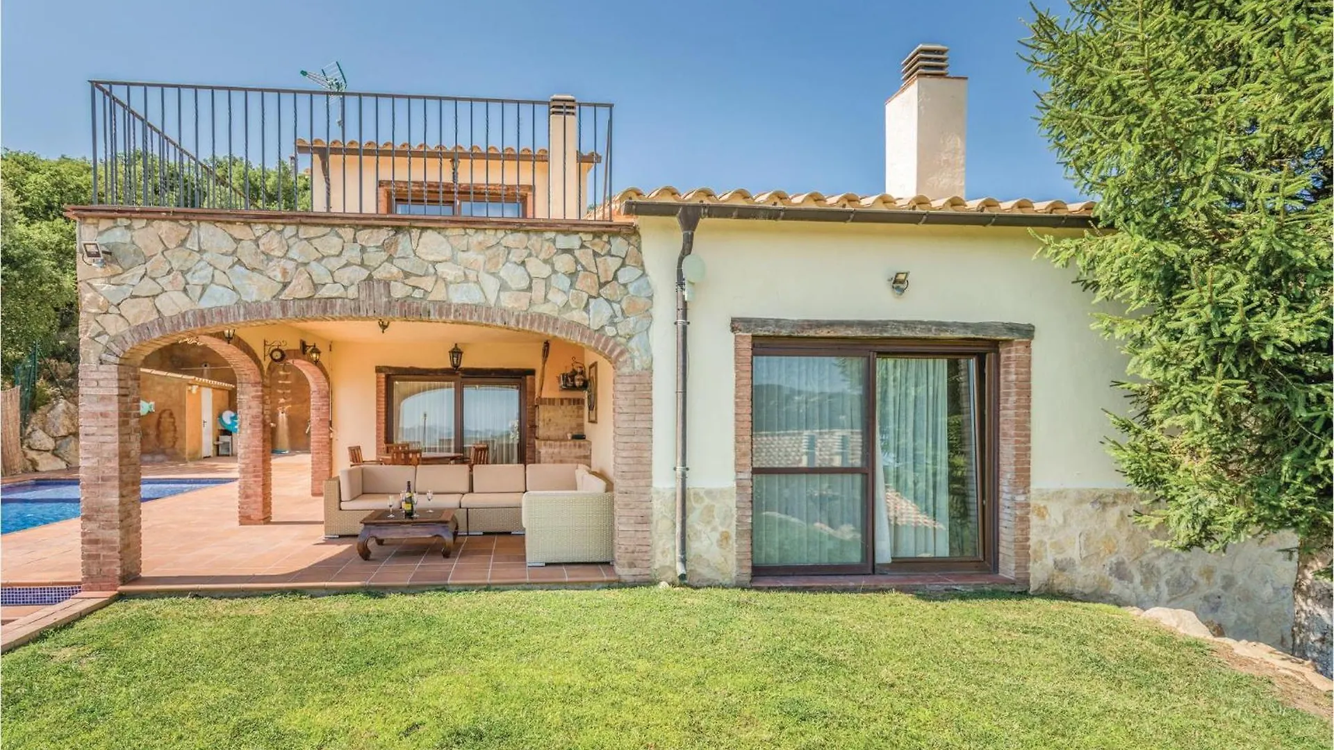 Amazing Home In Sant Miquel Daro With Wifi Romanyá de la Selva بيت للعطل