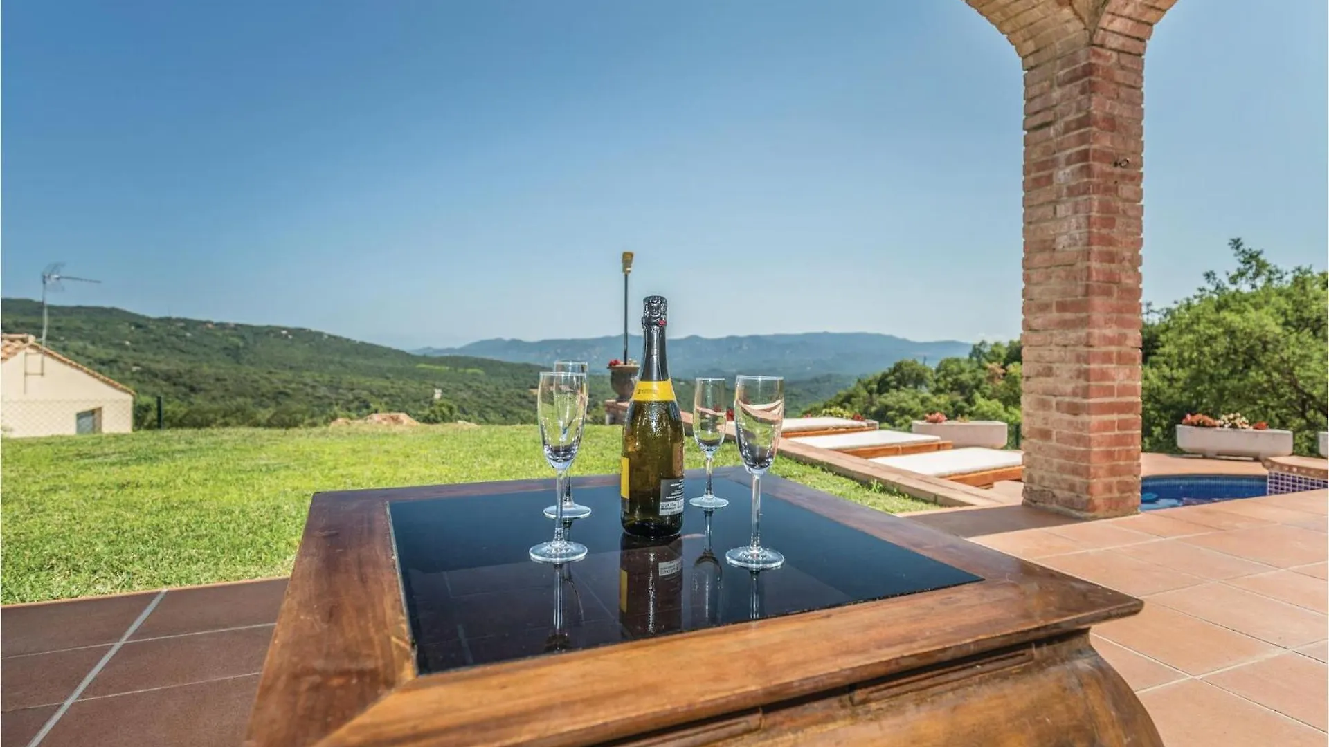 بيت للعطل Amazing Home In Sant Miquel Daro With Wifi Romanyá de la Selva